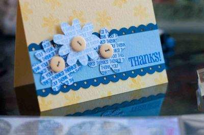 Flowery Thanks Details
A closer look at this beautiful thank you card made by Stephanie.
Keywords: flower2doodle flowers blue yellow thanks