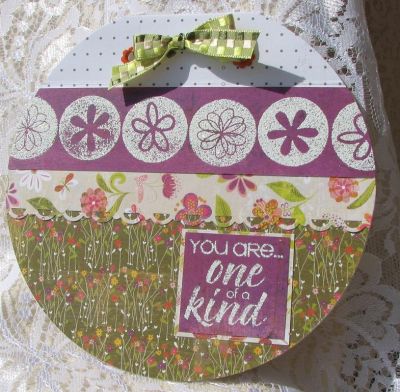 One of a Kind
heat embossed with P K Glitz powders
Keywords: youare2kind icons4us