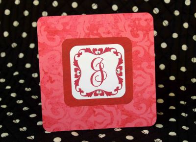 J Monogram card
A pink blingy card for my friend Joy's birthday!  I added tiny little jewels to the four sides of the frame.  Love the tiny bling detail!
