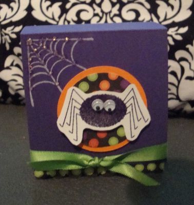 Treat Holder
Treat Holder that holds small Bath & Body works Halloween hand sanitizer. Got idea from a blog.
