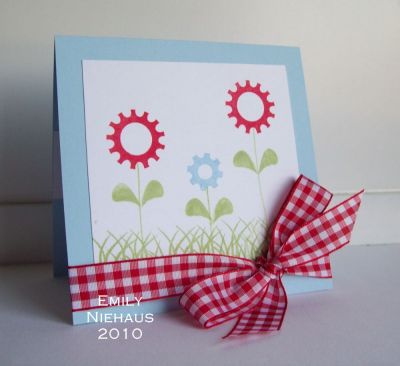 Flower Gears?
I LOVE this robot set and love that I can make flowers with the cute little gear stamps!  I used the grass stamp and the stamp to fill in the chicks wings for the leaves from the Eggs4Easter set.  I drew the stem in with a marker.
Love how this turned out!

TFL!

http://emmielouwho.blogspot.com/
Keywords: robots2build egss4Easter