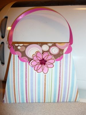 Girly Purse card
This is my first try at this type of card fold. Love how it turned out!
