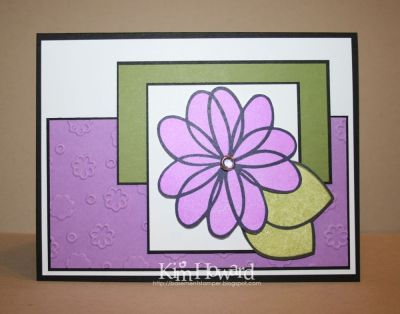 Turtle Flower
Used one of the turtle shells as the leaves for the flower
embossed background with flowers embossing folder

Keywords: turtle2love flower2doodle