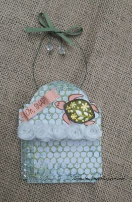 mini clipboard
http://donnabuchner.blogspot.ca/2012/07/turtles2love.html
