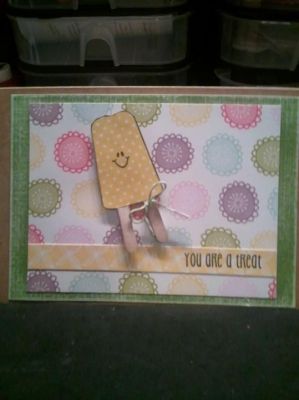 Mother's Day Card
I love stamps of objects with little faces on them, so I added a little face to the pop.
