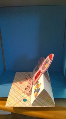 Birthday card side view
stand up- shaker card
