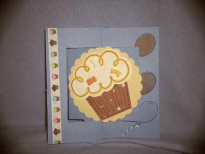 Cup cake and balloon Birthday Hey
