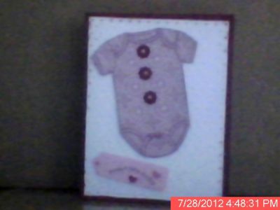Baby girl onesie
Paper pieced onesie for a girl. Sorry for the poor photo - I'm still learning. 
Keywords: paper piecing, girl, onesie