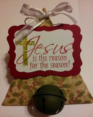 Christmas Tea Favors
Christmas4Him stamp set and the triangle Sizzix box were the perfect choice for my Christmas Tea Favors.  Tucked inside are yummy Dove Dark Chocolates and Lindt Mint Truffles. This is such a wonderful set and I've had so much use for it.
Keywords: Christmas4Him