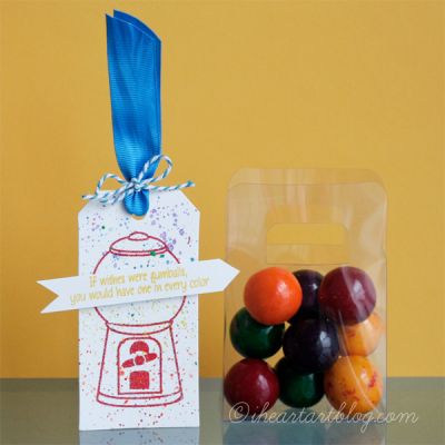 Bubblegum & Rainbow Gift
Here's a fun gift for a birthday boy or girl! Add a gift card and you're ready to go!
Keywords: bubblegum4me, moregum4me