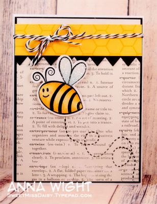 Bzzzzz....
Bee4me, zig zag border die (medium), mini hexagons background
