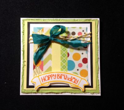Happy Birthday 
I also used the Chalksayings2stamp with the dies that match. The papers are from my august card kit, :-) 
I should add it was supposed to be a gift box , lol 
