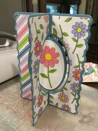 Keywords: Cross cross flower card