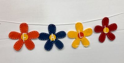 Fall Felt Flower Fold-it Banner
Keywords: AlphabetDies Banners Felt Garland