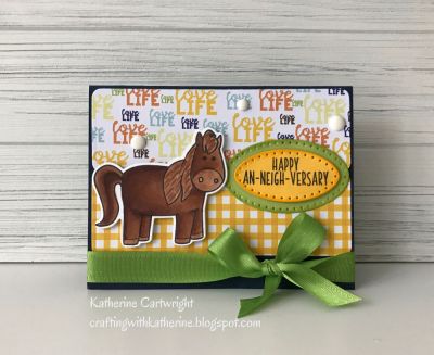 I used the Bookmark dies to cut the patterned paper to give them rounded edges.
Keywords: July2018CardKit BookmarkDies JulyKitClub2018