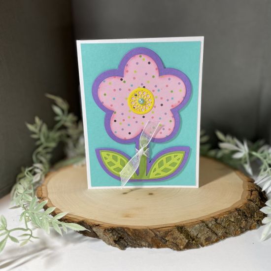 Flower A1 Fold It
Flower fold it from May 2023 card kit. 
Keywords: Flower fold it a1