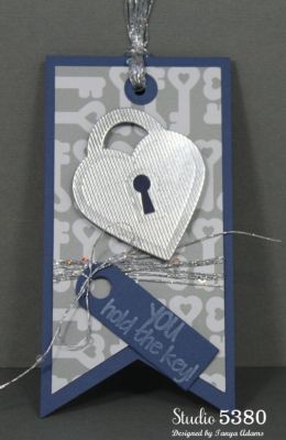 *You hold the key
Keywords: heartlocket2love patterns4heartlockets