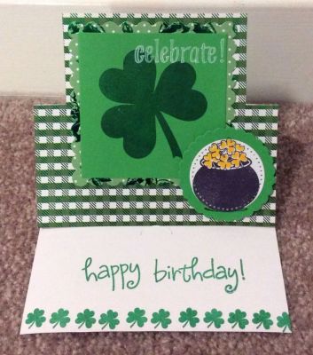 Stand up Birthday Card
St Patricks birthday card

Card, square stand-ups die

Stamps sets used:
Cake2build
Birthday4cookie
Shamrocks4us
Stamped4you

Inks from The Stamps of Life: 
spearmint
Powered sugar

Misc:
Patterned paper
Green card stock

