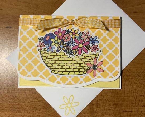 Simple yellow note card
