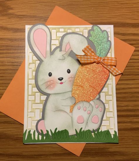 Bunny and carrot
Keywords: Bunny and carrot with basket weave background die