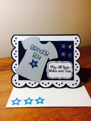 T-shirt Boy
Tshirt2stamp and dies, star from tictactoe2play, drop in card die and happiness card kit
