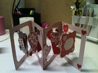 The card base is done with Acetate and the Accordion Dies from Sizzix. 
