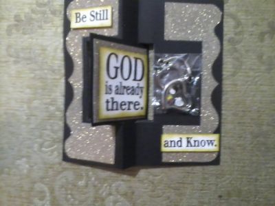 life to hard encourgement card inside card
there is a keychain set in open square inside as a "tuck in" gift
