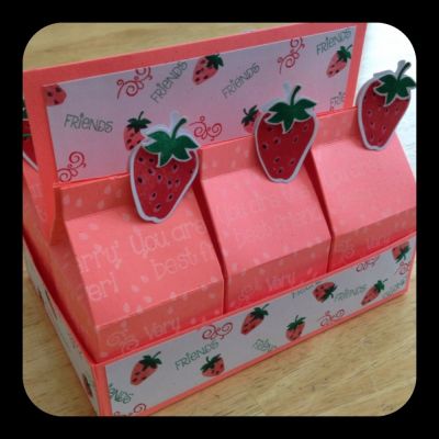 Strawberry milk, 6 pack
