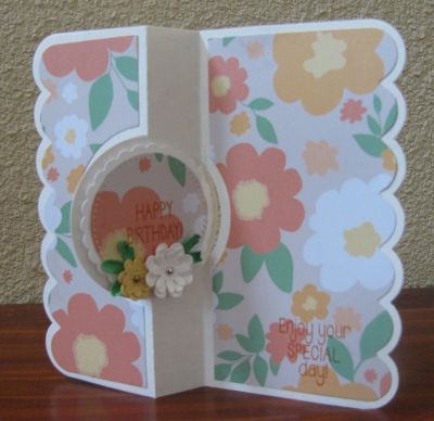 mini flower dies on circle flip it card (inside)
