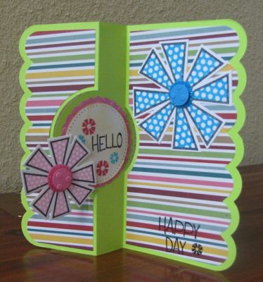 Happy day (inside)
crazy4daisies stamps and die, plus circle #2 flip it card
