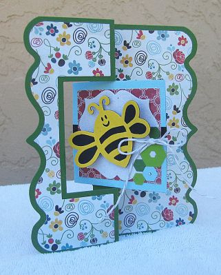 *bee
bee triplit set. fancy edge flip it card 

