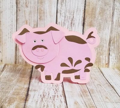 muddy piggie
piggie fold it (some of the mud splatters are whale die)
