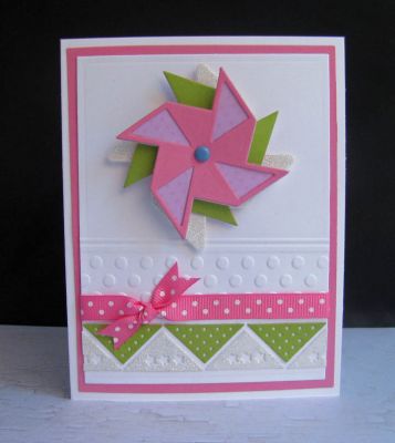 *pinwheel
pinwheel triplits. dots border embossing folder
