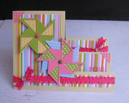 *hello
sizzix basic step up. pinwheel triplits. tsol paper. sizzix hello stamp
