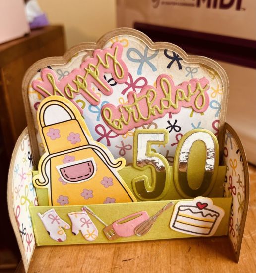 Happy Birthday stage card
Keywords: Apron stamp and dies, happy birthday dies, stage card, sweet treats dies