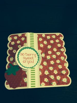 Strawberry circle flip it Thank You card
