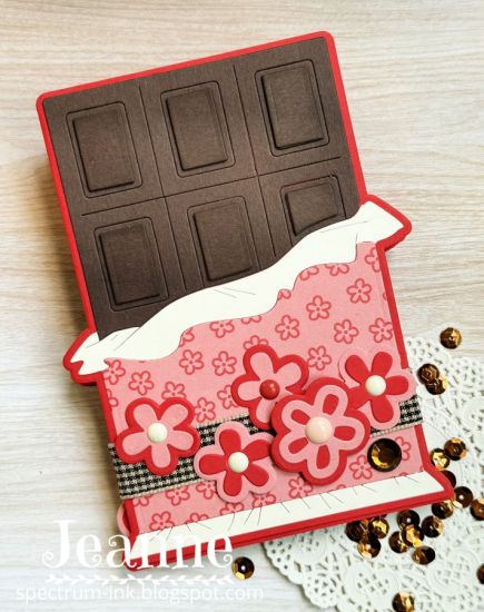 Outside of Easel Card
Keywords: chocolate candy fold-it
