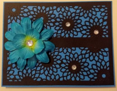 Double Floral Half Panel
A2 simple test card for my new dies using cardstock, adhesive, flowers and gemstones
Keywords: Half panel flower