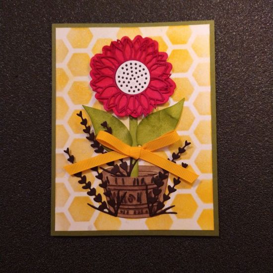 Sunflower in a pot card
Card number three from the hello sunshine class in October of 2020
Keywords: Sunflower