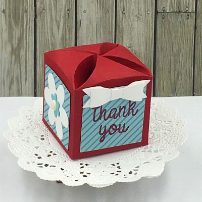 Thank You Petal Box
Petal Box Dies, Small Bow Die, TSOL papers and ink
