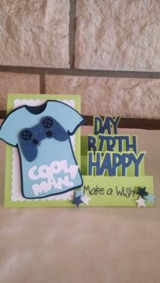 - Sizzix step up Happy Birthday
- T-shirt Dies
- Stars of the Bandage Dies
- "make a wish" candles4 birthday stamp
