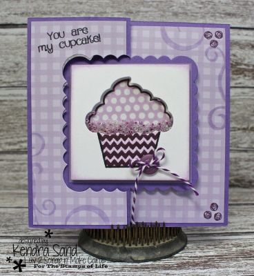 Cupcake Shaker
Keywords: stamps4cupcaketriplit swirls2build Flip-its Triplits