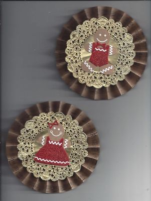 Ornaments
Made some ornaments using the the gingerbread boy and girl as center focals

