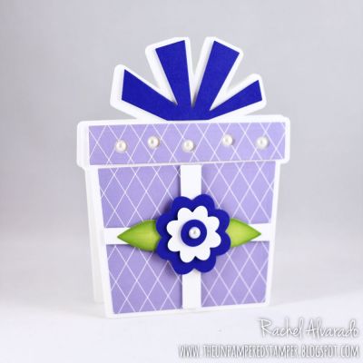Gift Fold-it Card
Sizzix Gift Fold-it Die Set, Sizzix Flower Layers & Leaf Framelits Die Set, TSOL Cardstock, Sunshine Collection Patterned Paper
