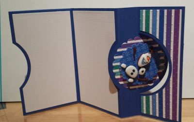 Christmas - back
I used buttons from the store for Olaf. This was from a group so I made an extra flap so there was plenty of space for everyone  to write on it. 
Keywords: Christmas Stamps of Life Olaf