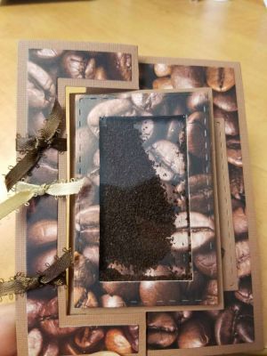 Coffee Shaker Gift Card
Coffee shaker gift card holder. Real ground coffee in the shaker makes it smell yummy!
Keywords: gift card, shaker, stitched rectangles, 