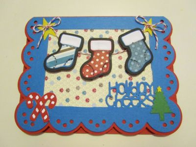 Holiday Cheers
Made with the Stockings4Christmas stamp set. Stocking, Greetings Scalloped Edge Drop-Ins, and Celebrate Drop-Ins Sentiments dies.
