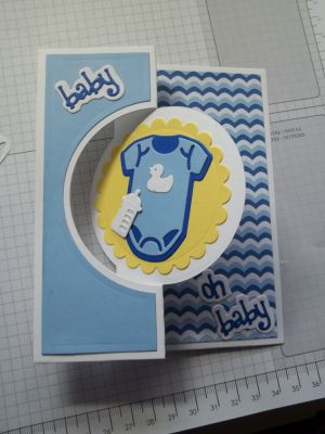 Welcome Baby
This card was created using paper from the March 2016 card kit and the Oh Baby Triplits dies
