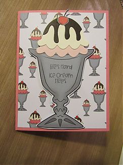 Ice_cream_sundae.jpg