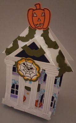 Haunted Mansion
A fold-it version of Disney's Haunted Mansion at Halloween time.
Keywords: Halloween, house fold-it pumpkin